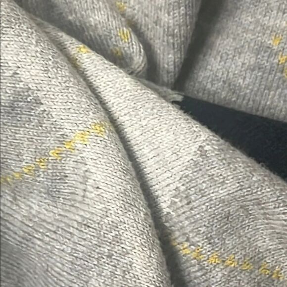 Zara Gray and Blue Argyle Sweater - Picture 6 of 8